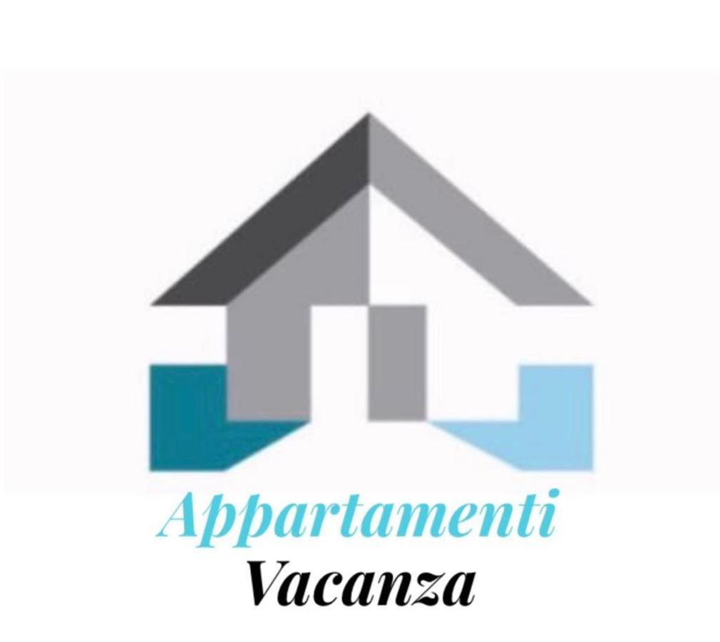 Апартаменты La Conchiglia A Marina Марина-ди-Каррара Экстерьер фото