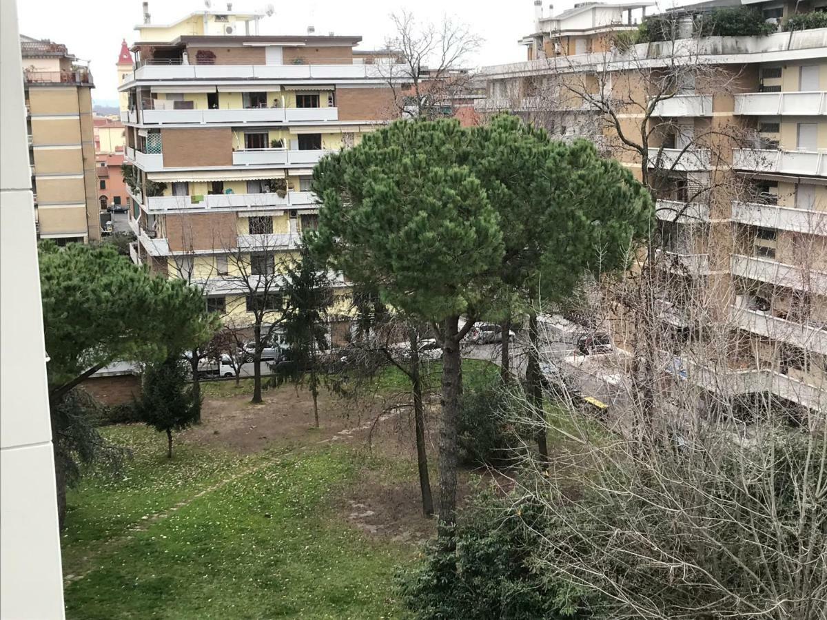 Апартаменты La Conchiglia A Marina Марина-ди-Каррара Экстерьер фото